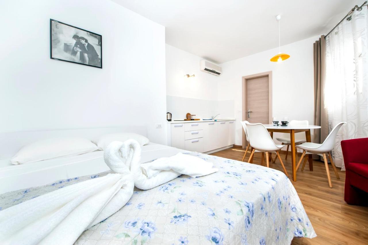 Apartments In Rovinj Centre Esterno foto