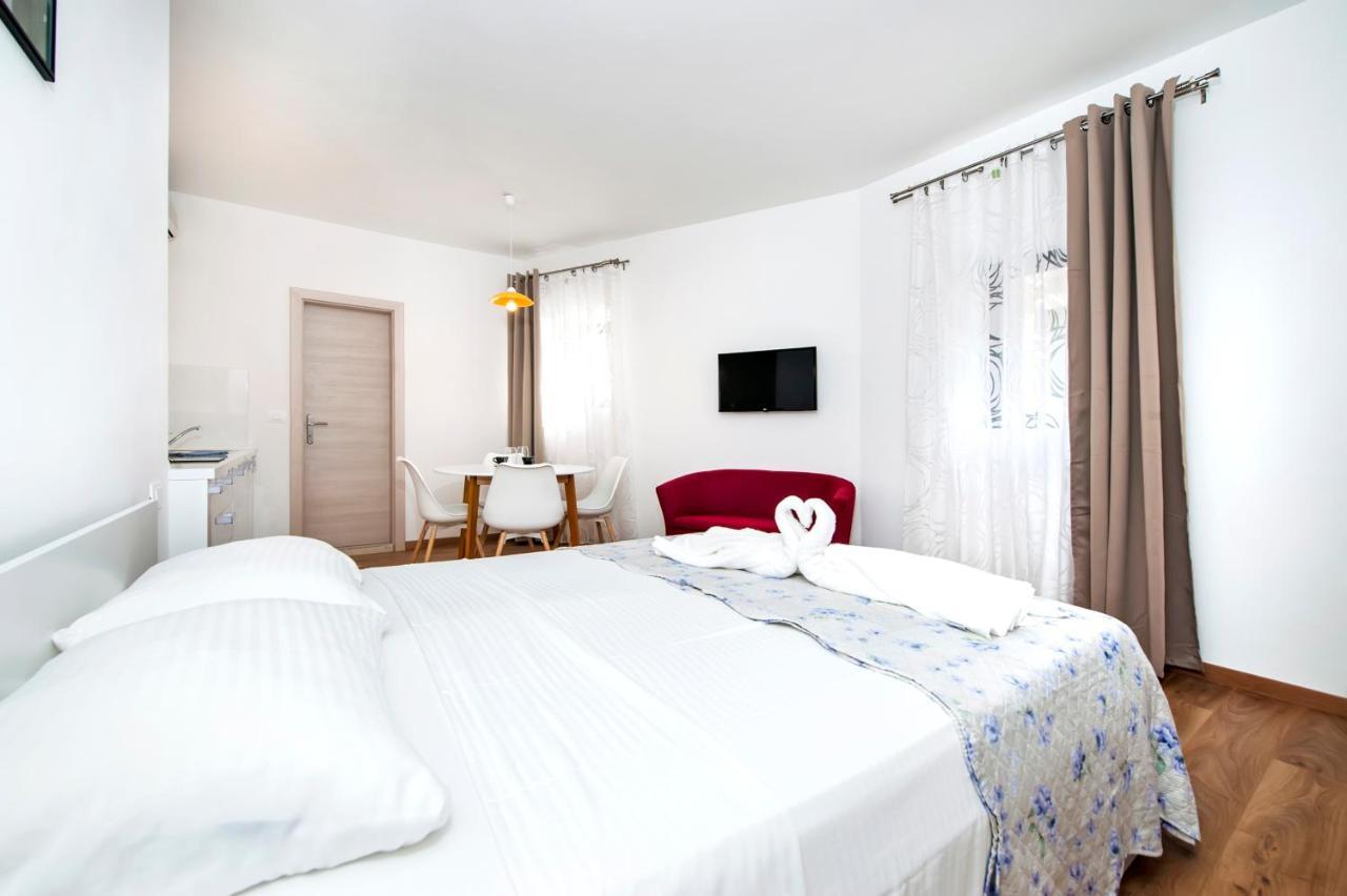 Apartments In Rovinj Centre Esterno foto